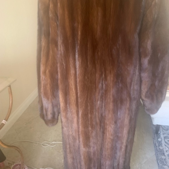 Mahogany mink with fox collar Pristine condition - Picture 5 of 5
